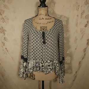 Mudd Flower Print Long Sleeve Top